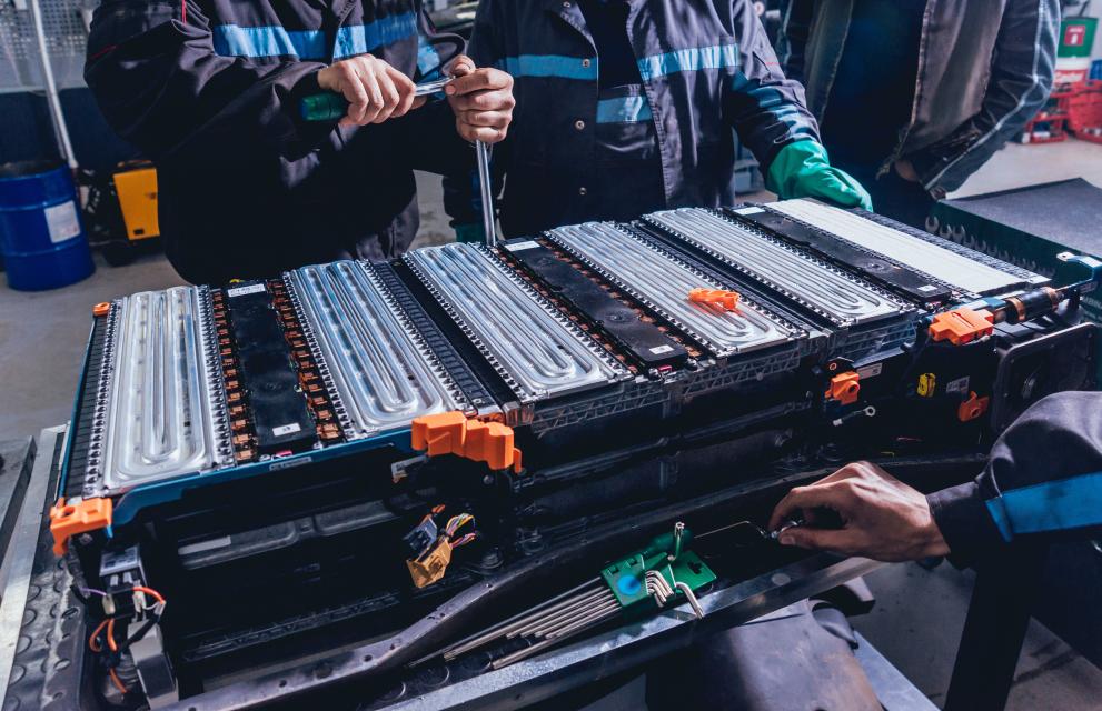 When Brands Meet AI Bots: Customer Experience in the Age of Automation